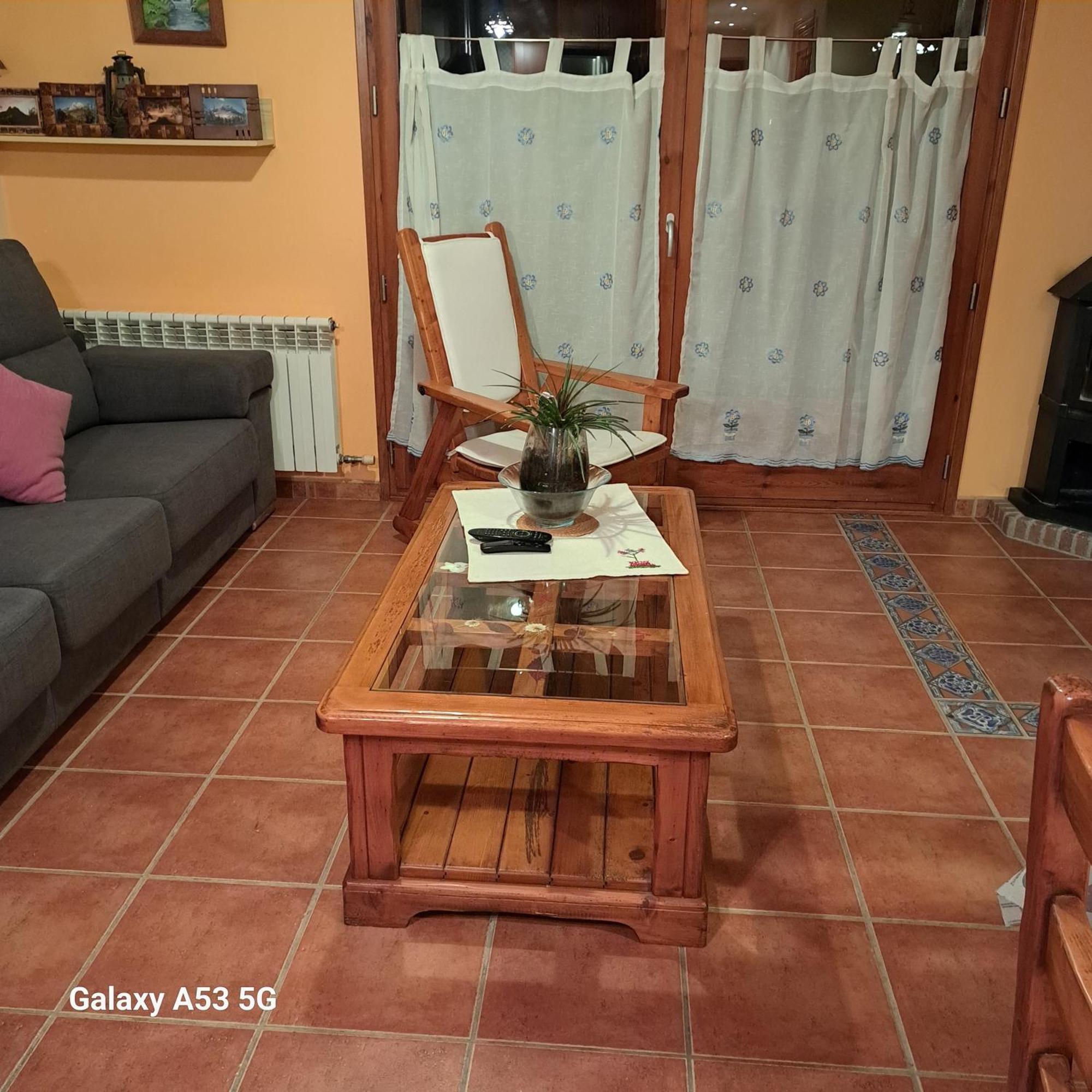 Ensija Pedraforca Apartman Saldés Kültér fotó