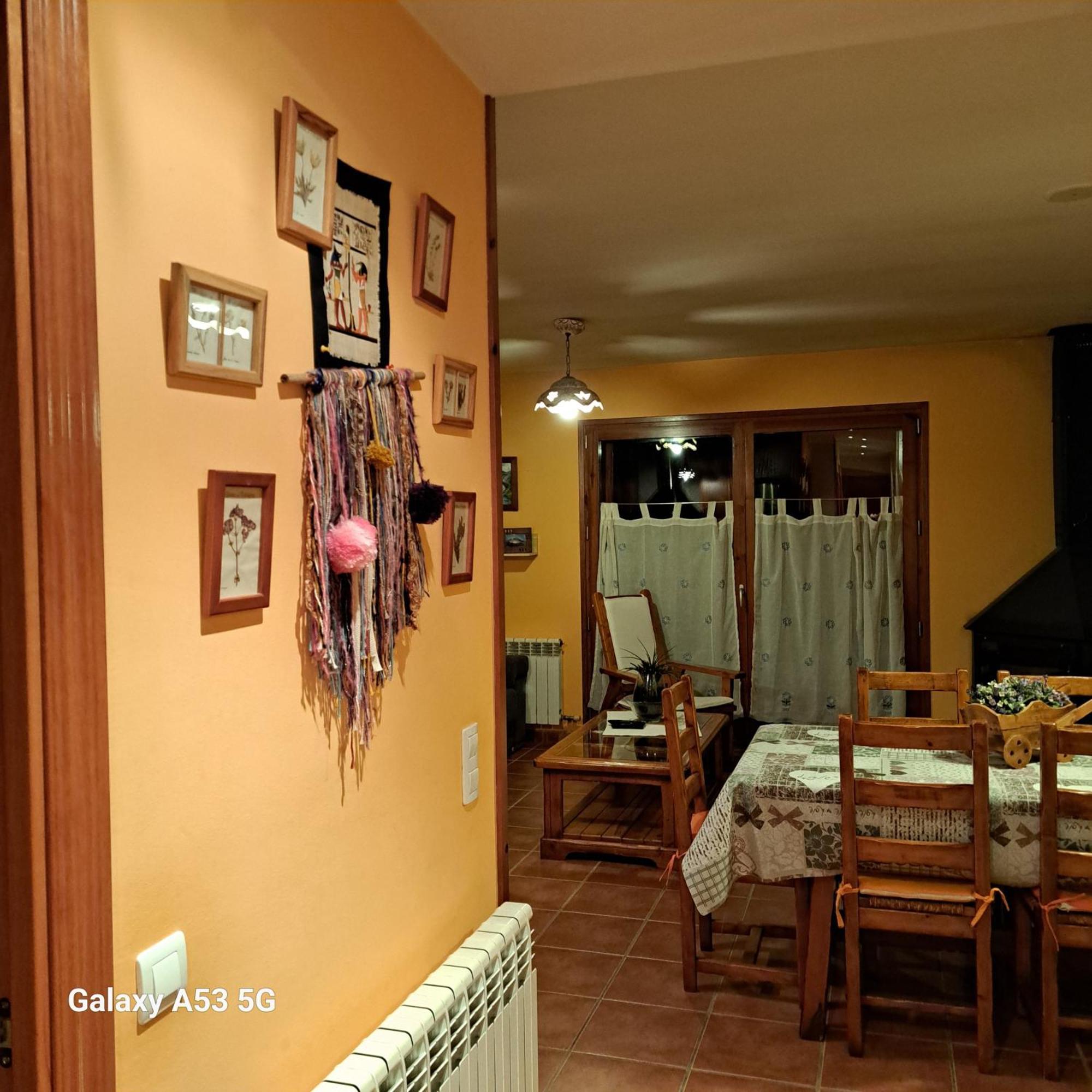 Ensija Pedraforca Apartman Saldés Kültér fotó